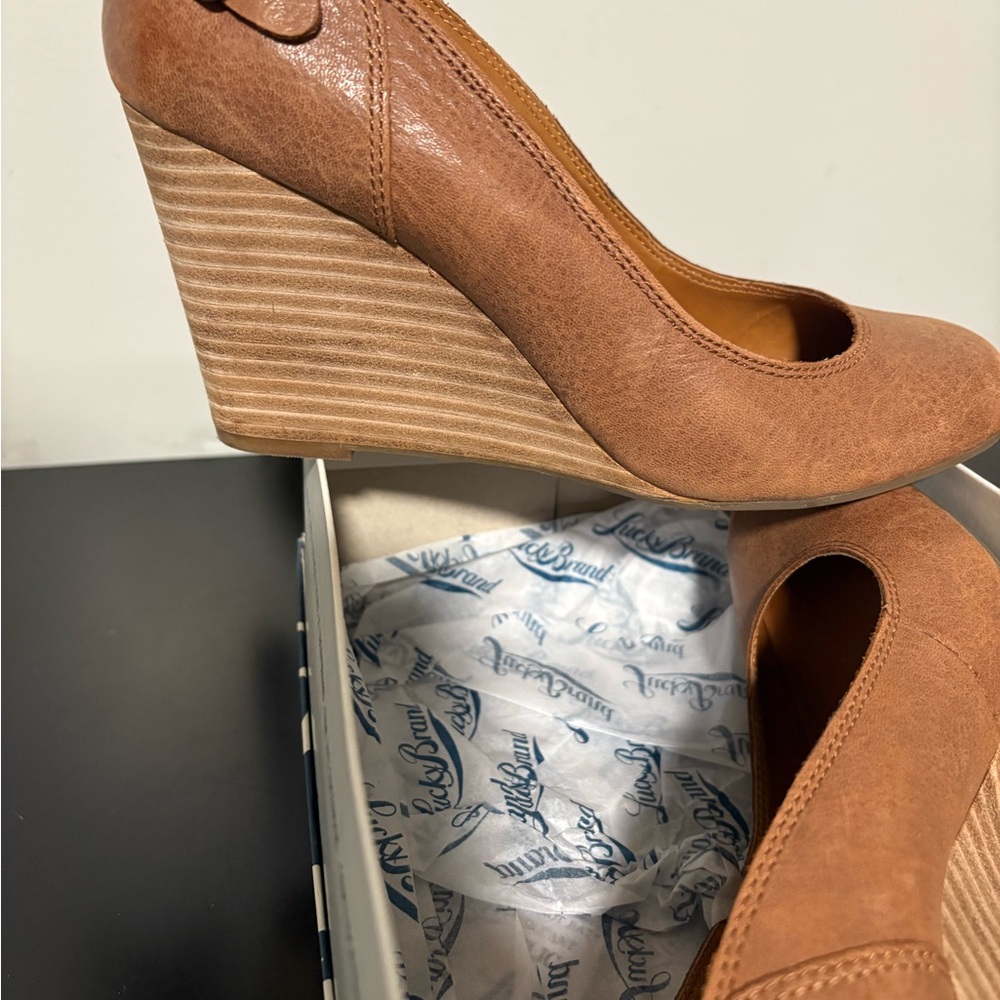 Lucky Brand Tan Leather Wedge Heels